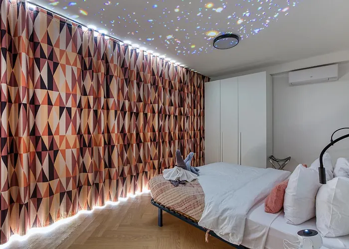 Sliema Main Street Luxury Suites 13 With Shared Rooftop Pool & Bbq